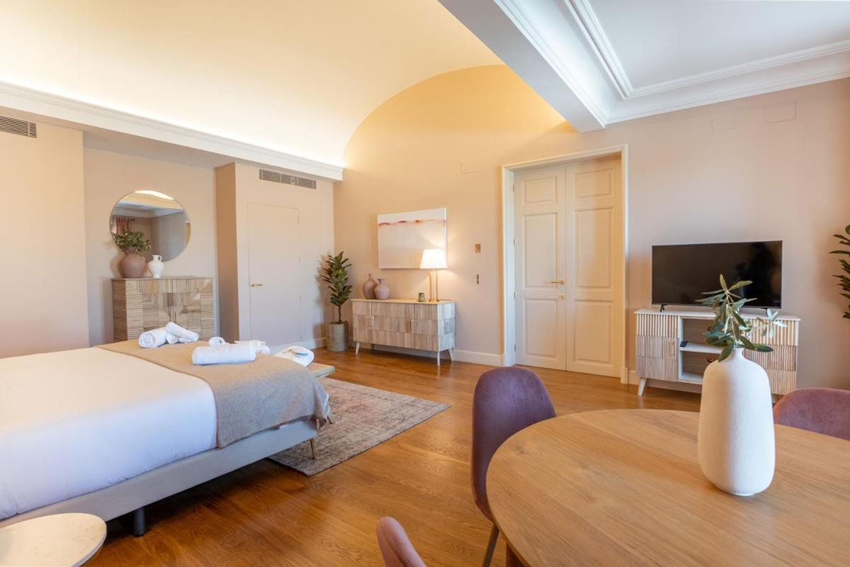 Hotel Font De La Canya Avinyonet del Penedes 外观 照片