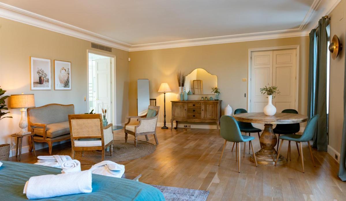 Hotel Font De La Canya Avinyonet del Penedes 外观 照片
